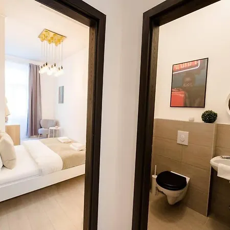 Brand New Stylish Very *