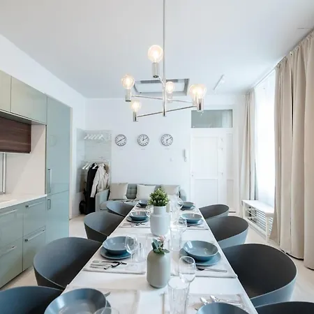 Brand New Stylish Very * 부다페스트