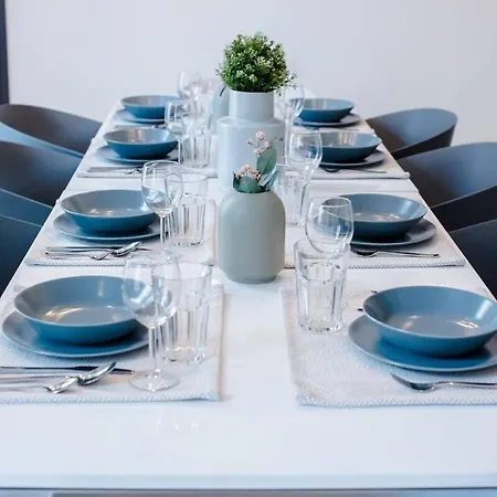Brand New Stylish Very Apartment *