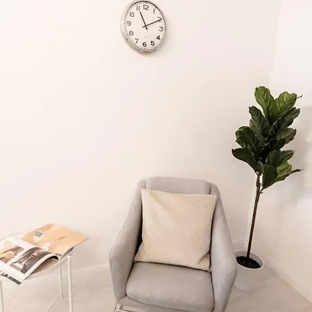 Brand New Stylish Very 부다페스트