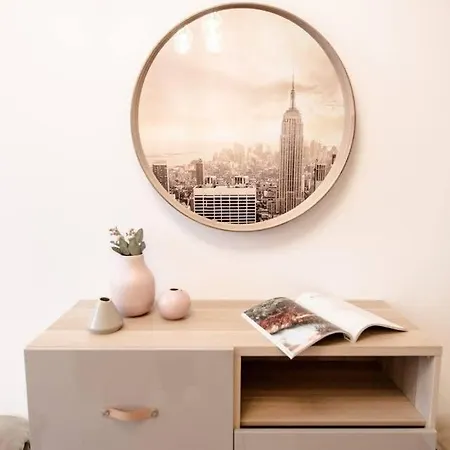 Brand New Stylish Very