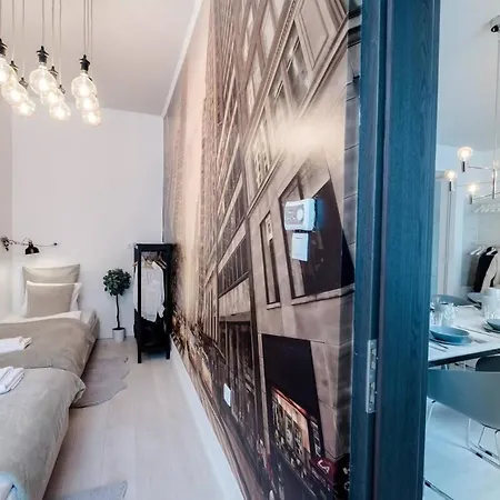 Brand New Stylish Very *