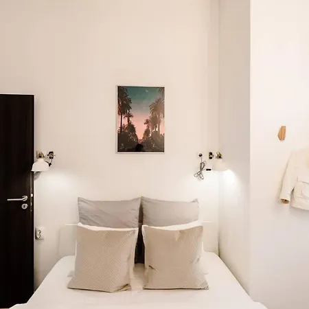 아파트 Brand New Stylish Very *